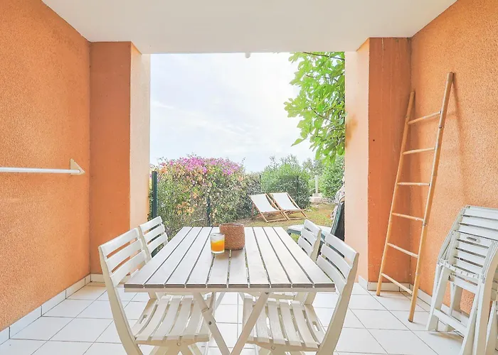 Le Petit Bleu Апартаменти Сен-Рафаель