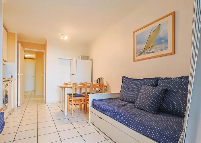 Апартаменты Le Petit Bleu Сен-Рафаэль